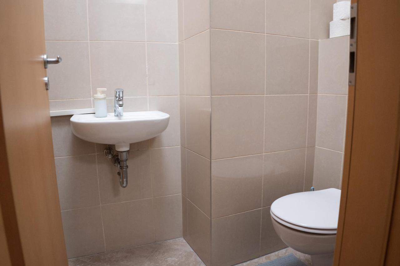 Vincent Apartment Будапеща Екстериор снимка