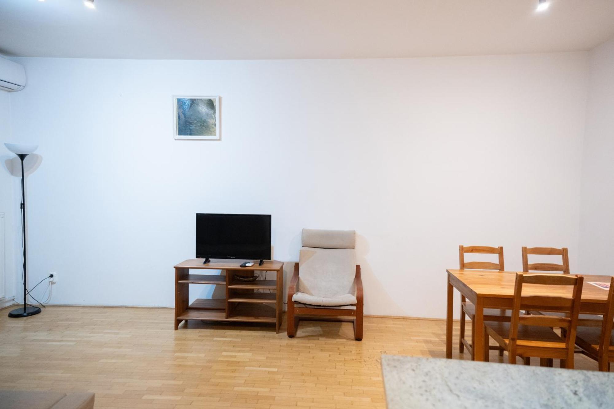 Vincent Apartment Будапеща Екстериор снимка